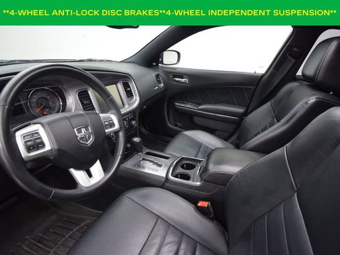 Used 2013 Dodge Charger R/T image 9