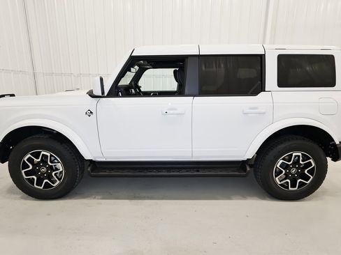 New 2025 Ford Bronco Outer Banks image 5