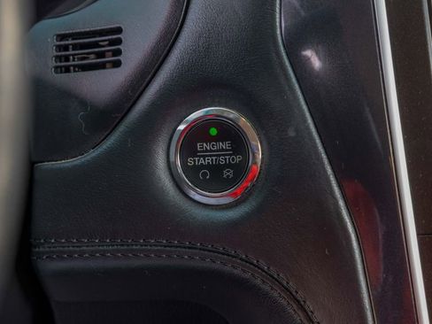 Used 2016 Ford Explorer Platinum image 35