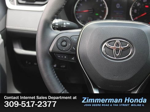 Used 2021 Toyota RAV4 XLE Premium AWD/4WD image 13