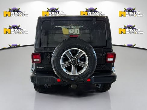 Used 2021 Jeep Wrangler Unlimited Sahara w/ Uconnect 4C Nav & Sound Group image 5