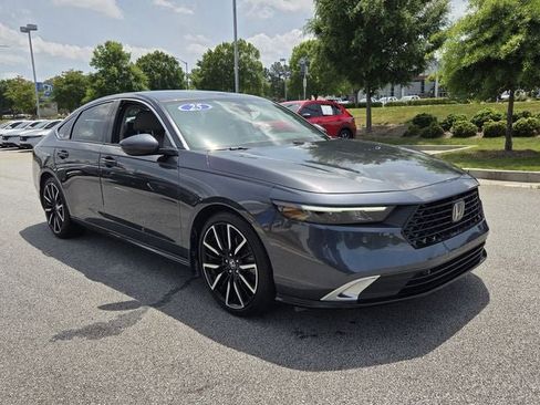 Used 2025 Honda Accord Touring image 7