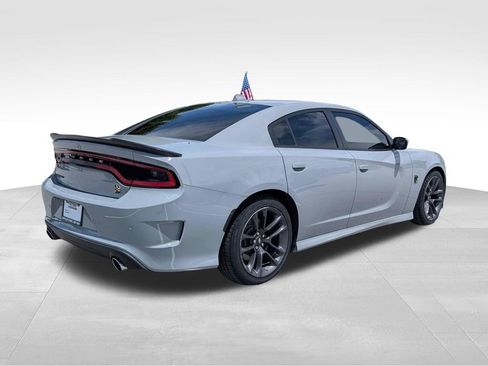 Used 2020 Dodge Charger Scat Pack RWD image 4
