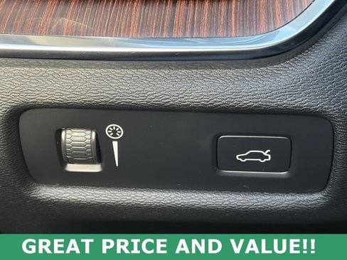 Used 2021 Volvo S60 T5 Momentum w/ Climate Package image 20