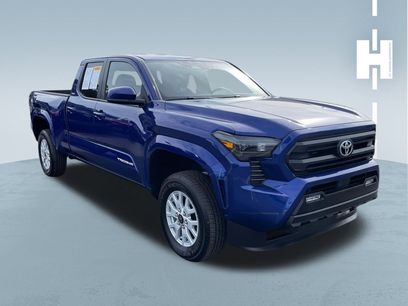Used 2025 Toyota Tacoma SR5