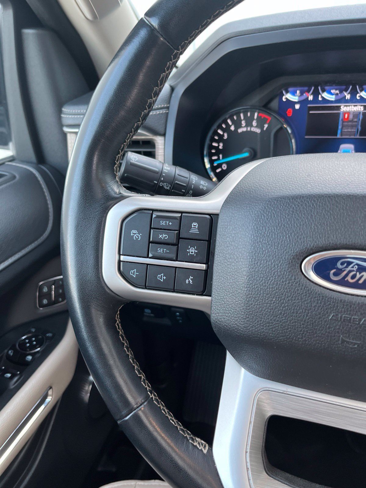 Used 2024 Ford Expedition Max Limited RWD image 20