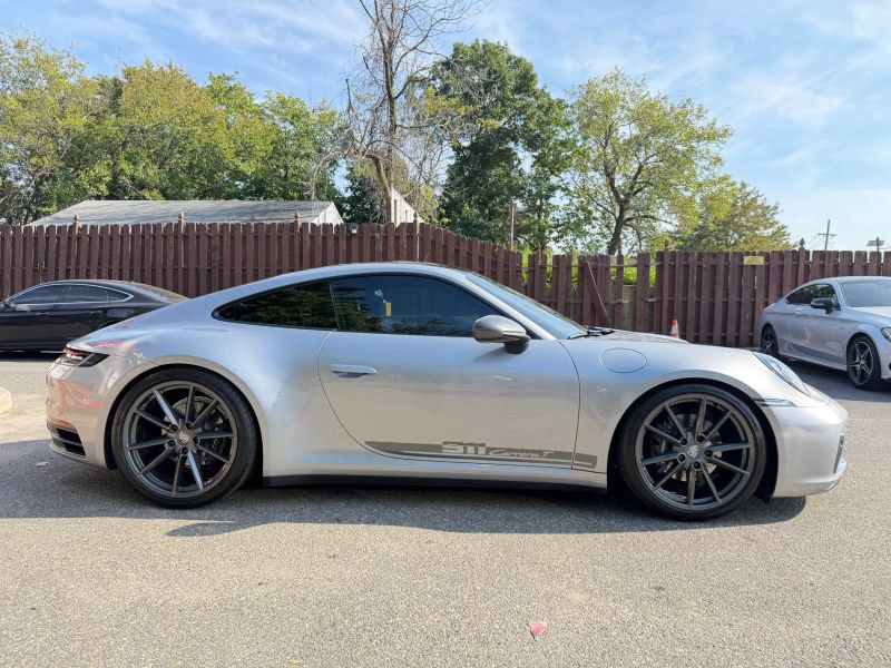 Used 2023 Porsche 911 Carrera T RWD image 5