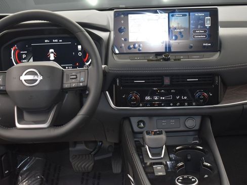 New 2026 Nissan Rogue Platinum w/ Platinum Premium Package image 14