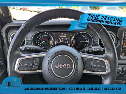 Used 2023 Jeep Wrangler Unlimited Sahara w/ Cold Weather Group AWD/4WD image 21