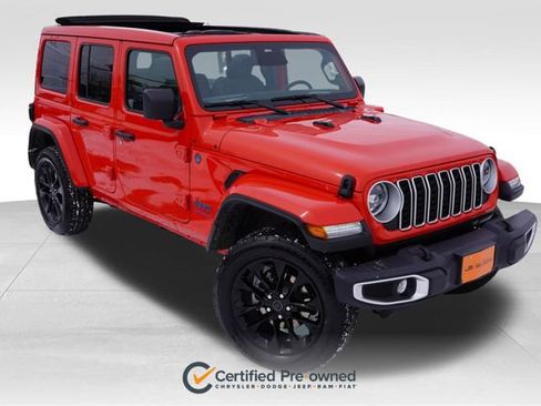 Certified 2025 Jeep Wrangler Unlimited Sahara w/ Safety Group AWD/4WD image 1
