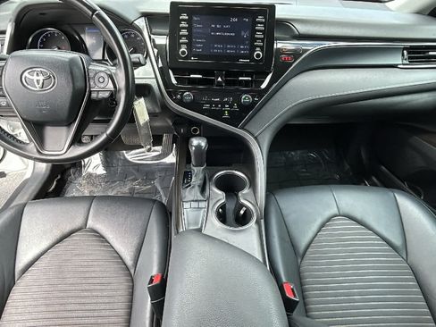 Used 2022 Toyota Camry SE FWD image 26