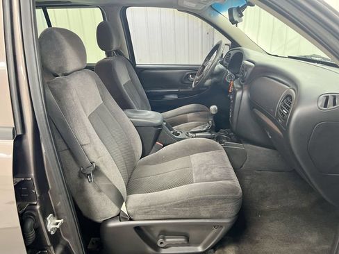 Used 2008 Chevrolet TrailBlazer LT w/ Sun And Sound Package AWD/4WD image 21
