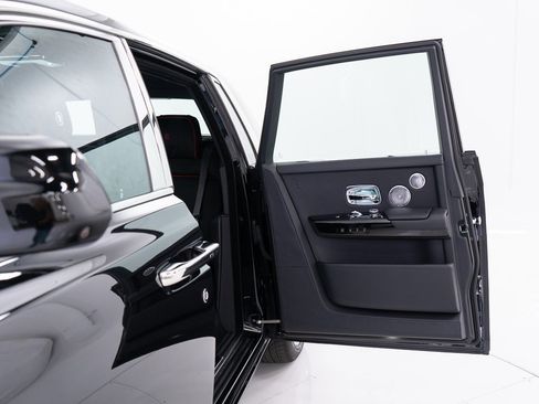 Certified 2023 Rolls-Royce Phantom Sedan w/ The Phantom Package image 22