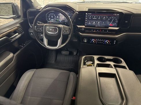 Used 2022 GMC Sierra 1500 SLE image 14