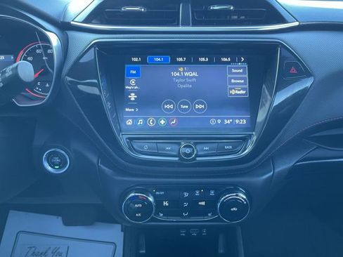 Certified 2022 Chevrolet TrailBlazer RS w/ Sun and Liftgate Package image 13