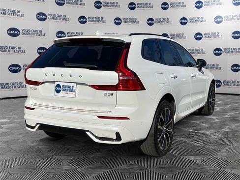 Certified 2024 Volvo XC60 B5 Plus image 5