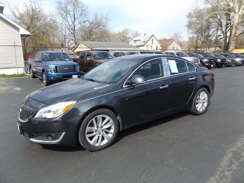 Used 2014 Buick Regal image 1
