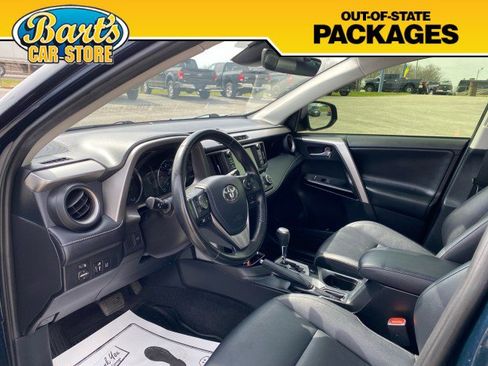 Used 2018 Toyota RAV4 Limited image 27