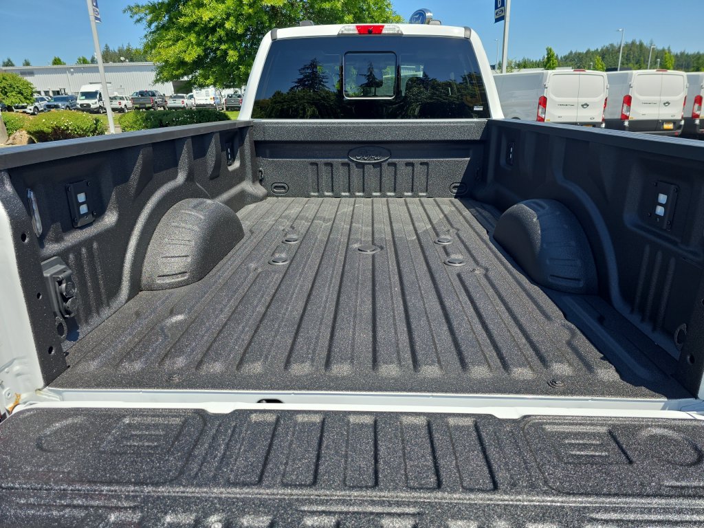 New 2026 Ford F350 Lariat w/ Black Appearance Package AWD/4WD image 29