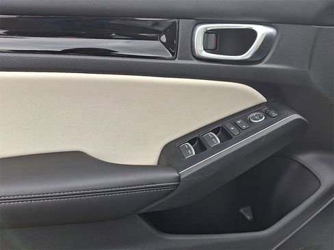 Used 2023 Honda Civic Sport Touring image 12