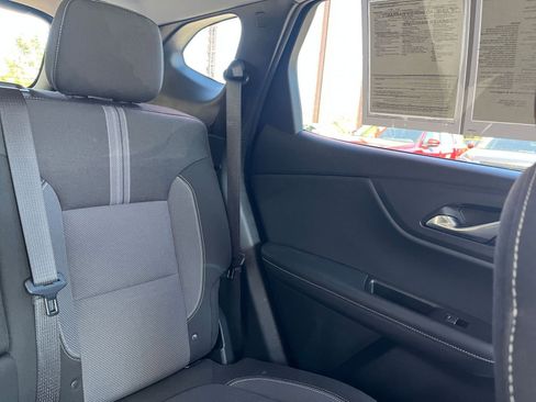 Used 2025 Chevrolet Blazer LT image 38