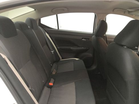 Used 2022 Nissan Versa SV w/ Trunk Package FWD image 19