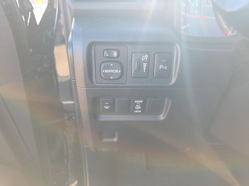Used 2019 Toyota 4Runner SR5 image 18