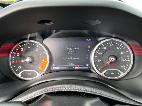 Used 2018 Jeep Renegade Limited w/ Advanced Technology Group image 26