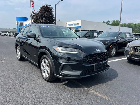 Used 2023 Honda HR-V LX image 7