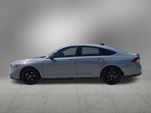 Used 2023 Honda Accord Sport image 3