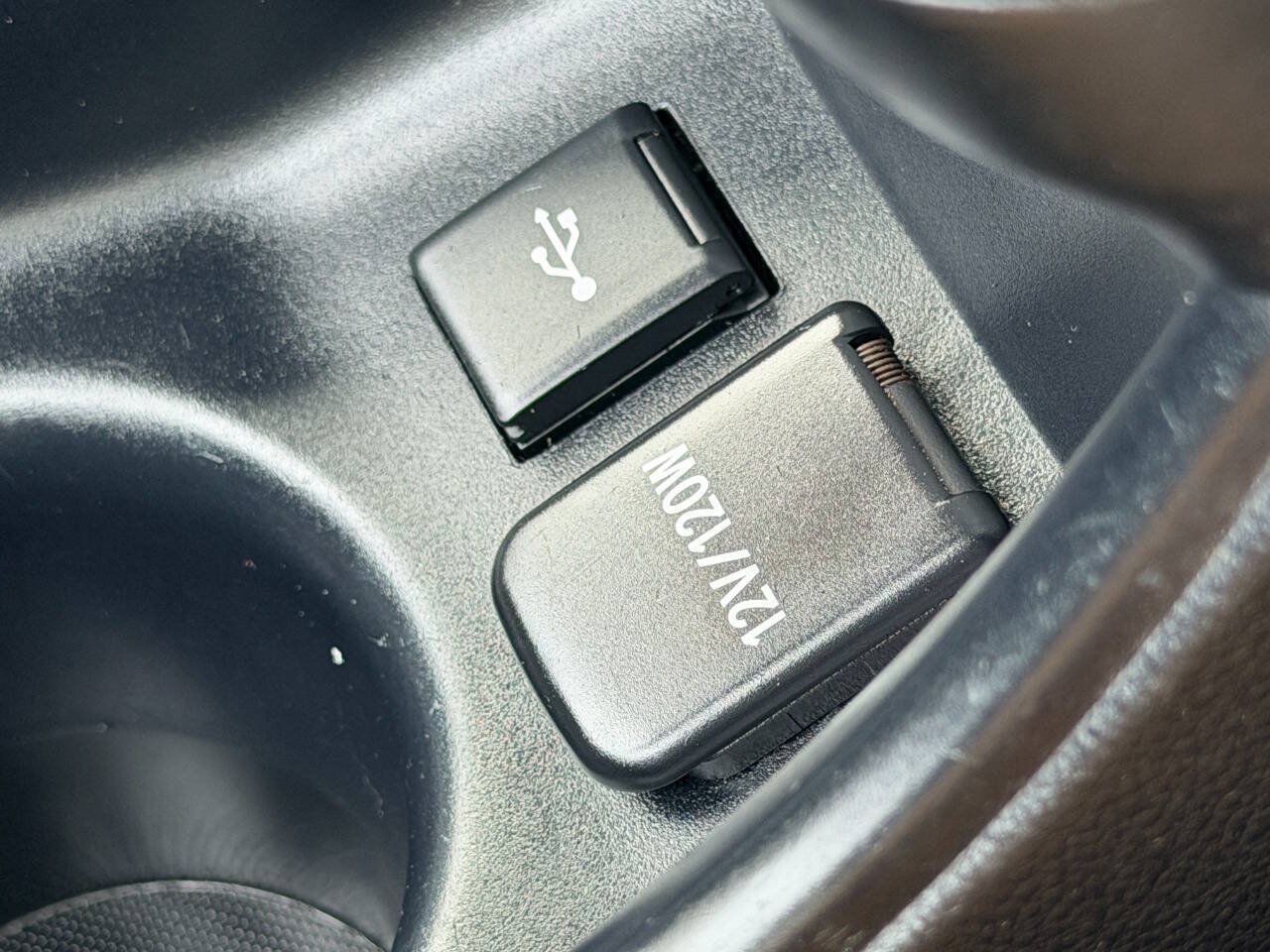 Used 2022 Toyota Prius LE FWD image 47