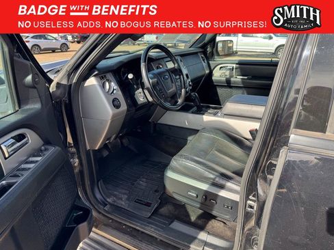 Used 2016 Ford Expedition XLT w/ Equipment Group 202A image 11