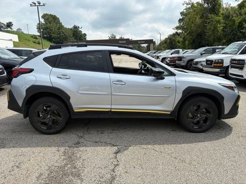 Used 2025 Subaru Crosstrek 2.5i Sport AWD/4WD image 6