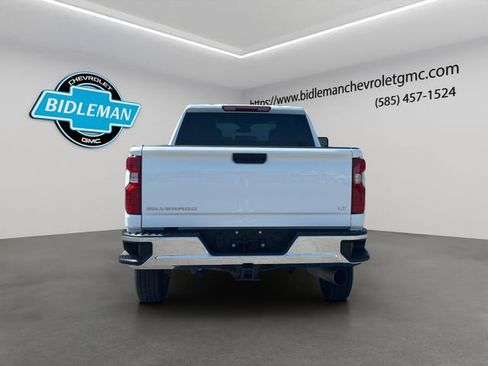 Used 2024 Chevrolet Silverado 2500 LT AWD/4WD image 7