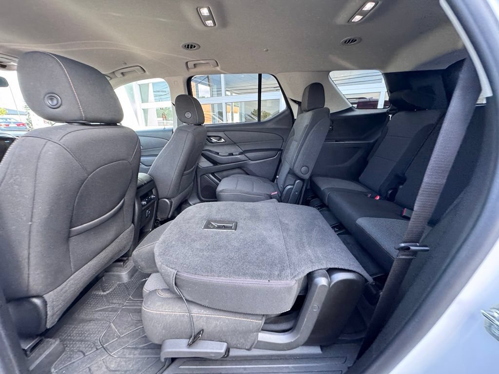Used 2019 Chevrolet Traverse LT w/ LPO, Floor Liner Package AWD/4WD image 25
