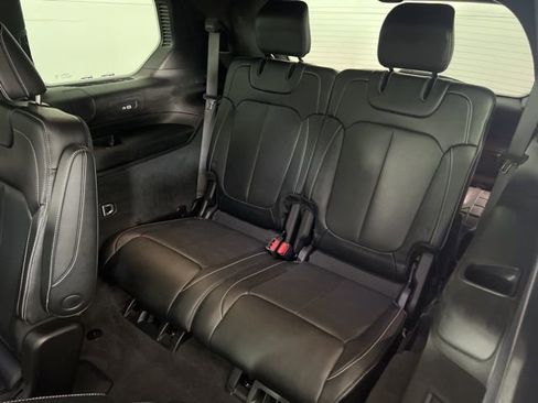 Used 2022 Jeep Grand Cherokee L Overland w/ Luxury Tech Group IV image 11