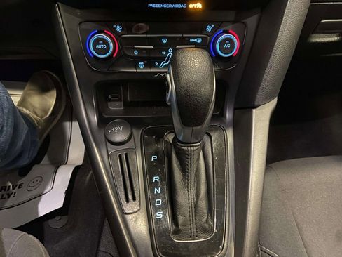 Used 2018 Ford Focus SEL image 31