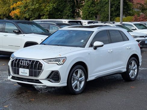 Used 2024 Audi Q3 2.0T Premium Plus image 9