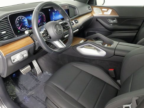 Used 2024 Mercedes-Benz GLS 450 4MATIC w/ AMG Line Exterior image 29