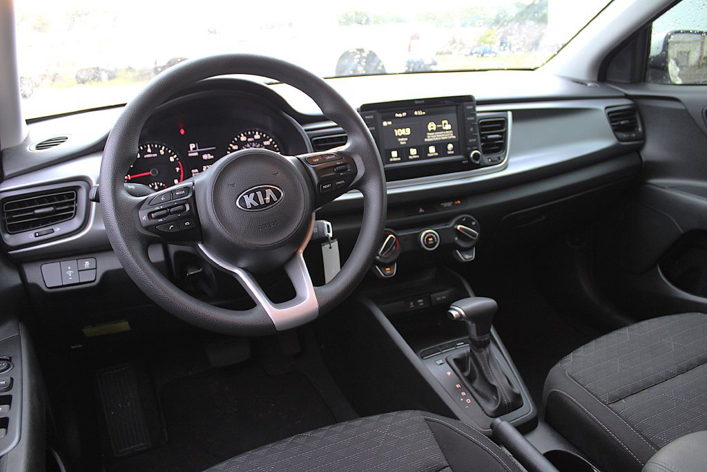 Used 2020 Kia Rio S FWD image 4