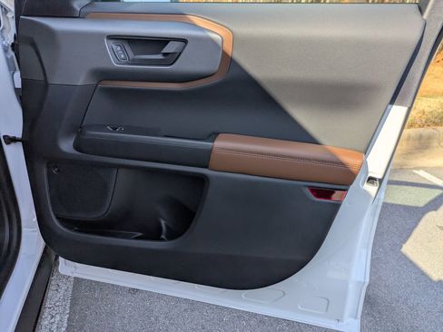 New 2025 Ford Bronco Sport Outer Banks w/ Outer Banks Tech Package+ image 38