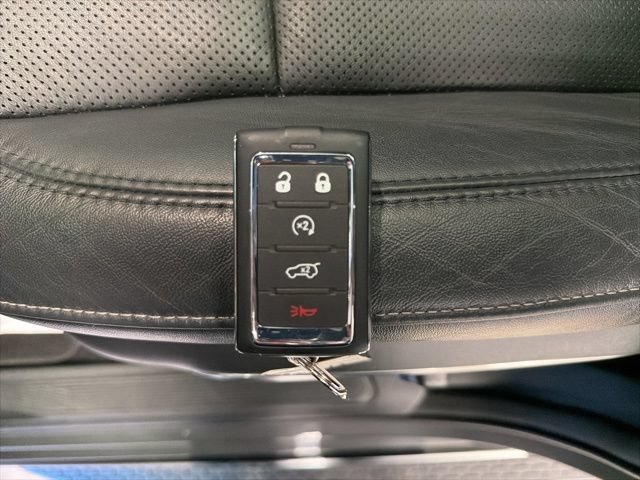 Used 2024 Jeep Wagoneer Series II w/ Premium Group I AWD/4WD image 34