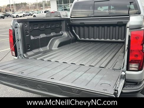 Used 2024 Chevrolet Colorado Trail Boss w/ Advanced Trailering Package image 30