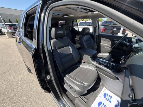 Used 2020 Chevrolet Traverse High Country w/ LPO, Floor Liner Package AWD/4WD image 22