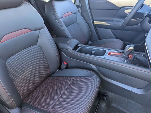New 2026 Nissan Kicks SR w/ SR Premium Package FWD image 28
