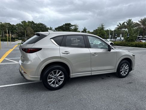 Certified 2025 MAZDA CX-5 AWD 2.5 S w/ Select Package image 4
