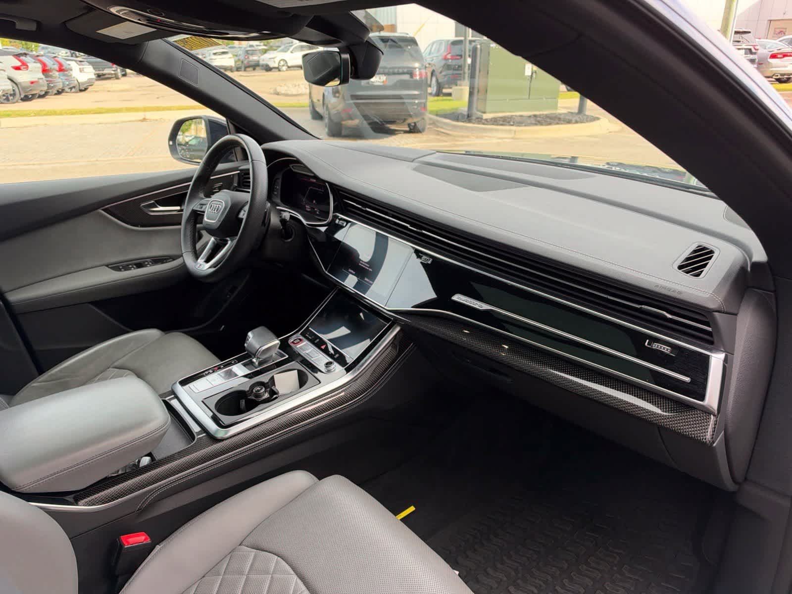 Used 2023 Audi SQ8 Prestige AWD/4WD image 13