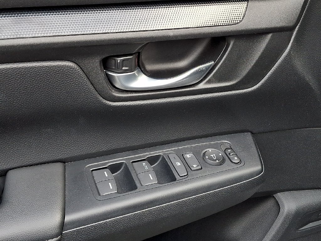 Used 2024 Honda CR-V LX image 14