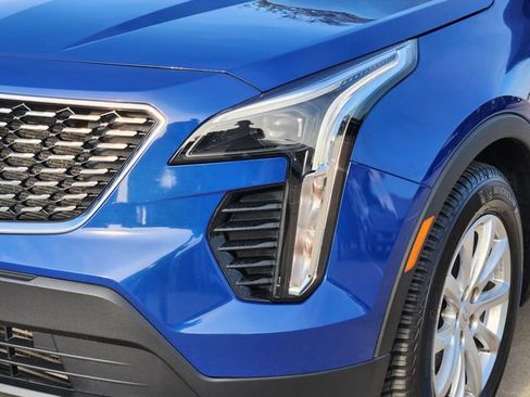 Used 2023 Cadillac XT4 Luxury w/ Cold Weather Package FWD image 16