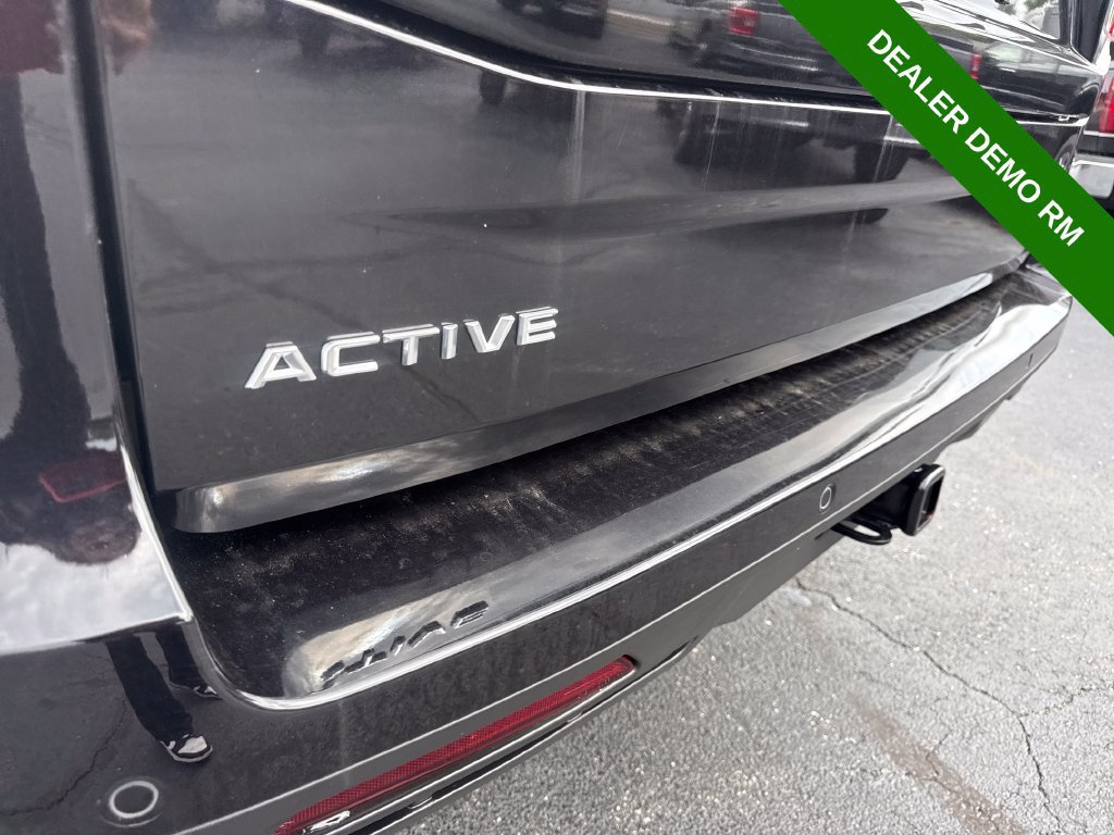 Used 2025 Ford Expedition Max Active AWD/4WD image 9